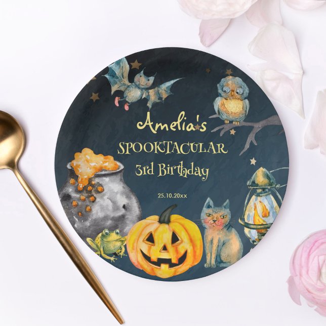 Plato De Papel Fiesta de cumpleaños espeluznante de Halloween (Halloween spooktacular birthday party tableware personalized plates dark night critters brewing pot)