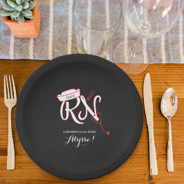 Plato De Papel Fiesta de graduación de enfermeras, RN tiza roja