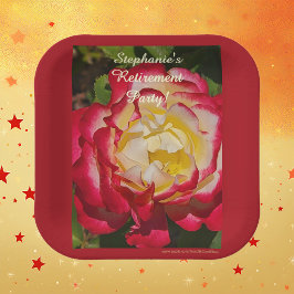 Plato De Papel Fiesta de Jubilación Rosa Roja y Dorada Floral Mac