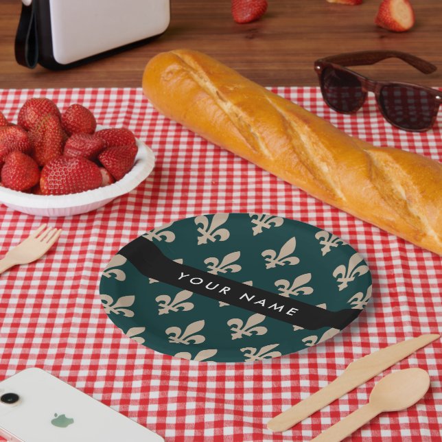 Plato De Papel Fleur de Lis, Beige on Green, Royal, Your Name (Picnic)