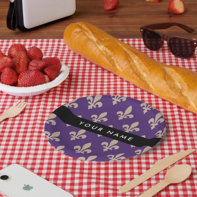 Plato De Papel Fleur de Lis, Beige on Purple, Royal, Your Name (Picnic)