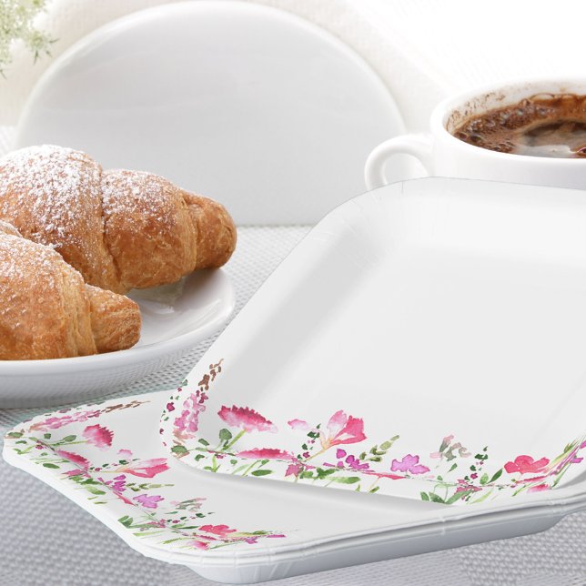 Plato De Papel Flor salvaje rosa Delicada borde floral (Paper plates from my Pink Wildflower Collection. Message me for co-ordinating items.)