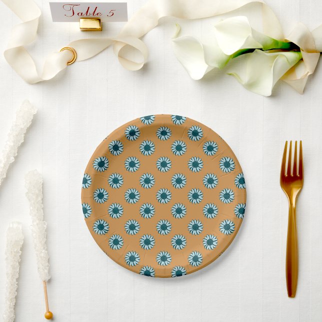 Plato De Papel Flores Azules Pequeñas de Girasol (Sunflower Blue Tiny Flowers Paper Plates from Studio Posies. )