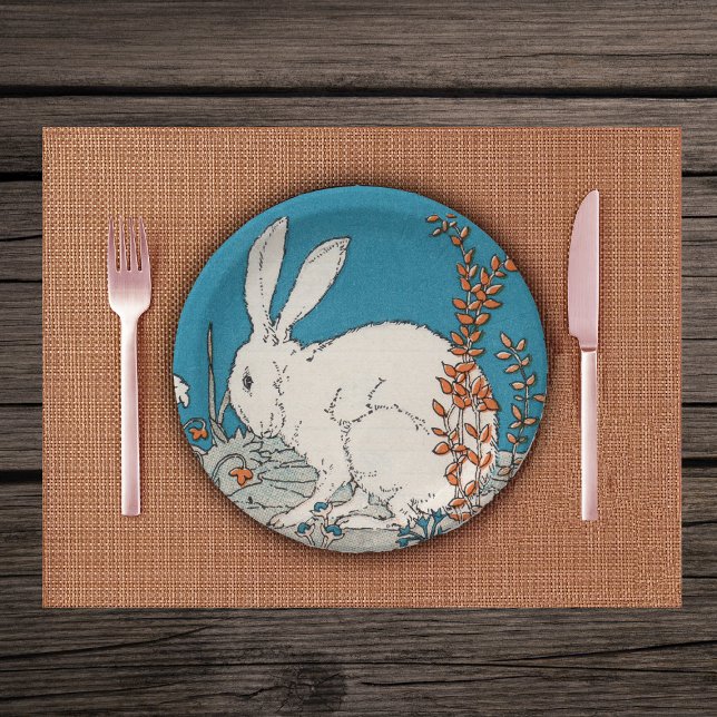 Plato De Papel Flores de conejo blanco ventilado elegantes (Cute white rabbit sitting in orange and white flowers on paper plate.)