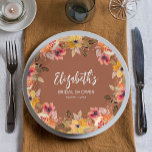 Plato De Papel Flores de otoño ducha de novia terracota<br><div class="desc">Flores y vegetación elegantes en una terracota,  estos hermosos platos de papel son perfectos para cualquier ocasión. COINCIDIENDO con los artículos de nuestra tienda.</div>