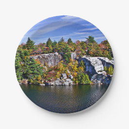 Plato De Papel Follaje de otoño alrededor del lago Minnewaska