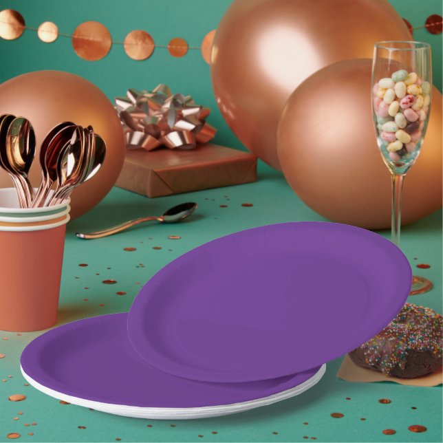 Plato De Papel Fondo morado uniforme con textura vertical sutil  (Multi)