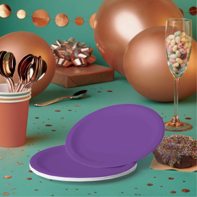 Plato De Papel Fondo morado uniforme con textura vertical sutil (Multi)