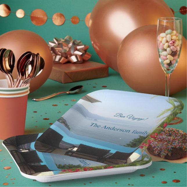 Plato De Papel Fotografía de la estación balnearia de Bon voyage  (Multi)