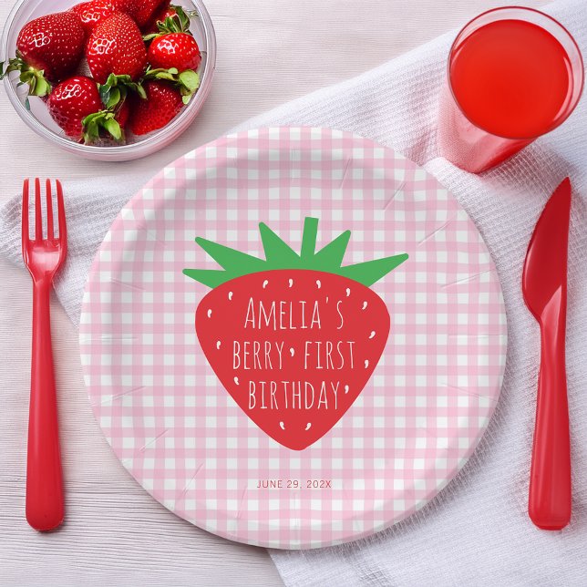 Plato De Papel Fresa de primer cumpleaños de Berry chica en bande (Subido por el creador)