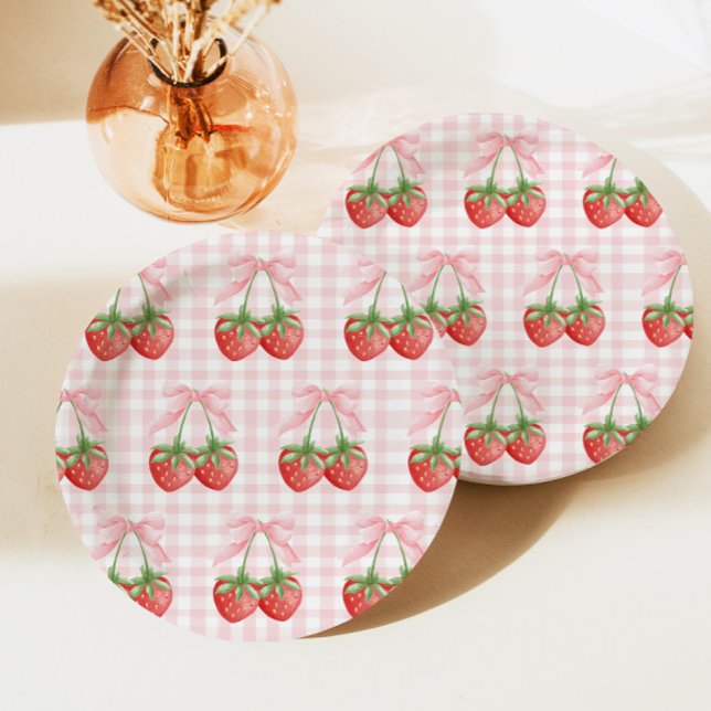 Plato De Papel Fresa dulce cumpleaños de gingham rosa (Subido por el creador)