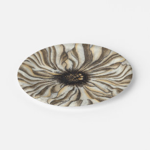Plato De Papel Fresco de Flowerhead en fondo del moreno