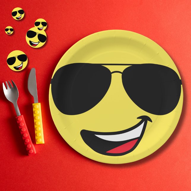 Plato De Papel Gafas de Aviador y Cara Feliz, Diversión (Subido por el creador)