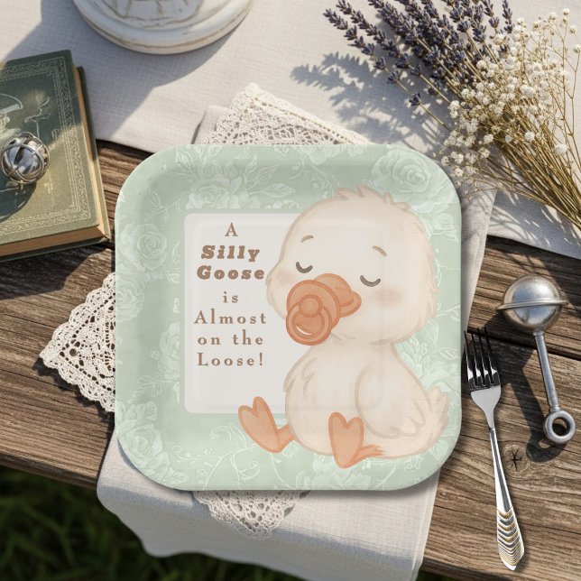 Plato De Papel Ganso Tonto Verde (Green Silly Goose Paper Plates)