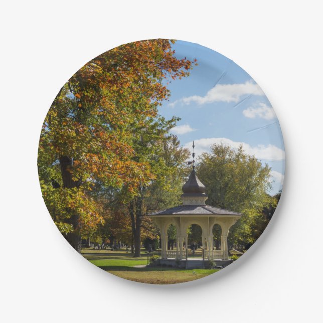 Plato De Papel Gazebo de otoño en Maple Park (Anverso)