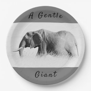 Plato De Papel Gentle Giant Elephant foto de alta clave con texto