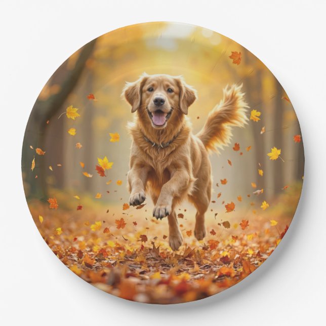 Plato De Papel Golden Retriever corriendo en el bosque otoñal (Anverso)