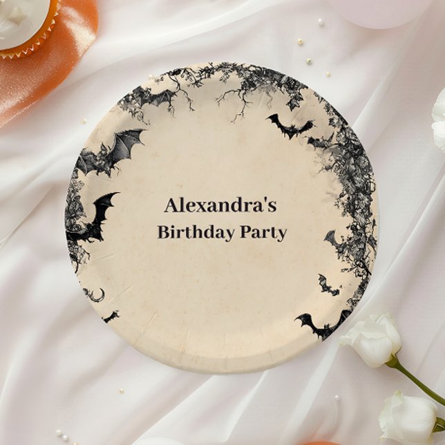 Plato De Papel Gothic Arch Midnight Birthday (Subido por el creador)