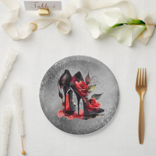 Plato De Papel Gótico Fashionista Rojo abajo Stilettos con Rosas
