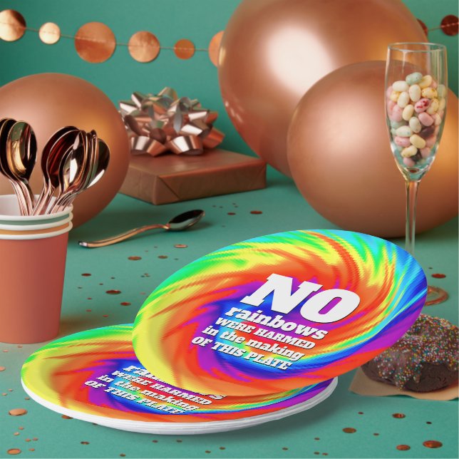 Plato De Papel Gracioso TieDye No Se Herieron Lluvias... (Multi)