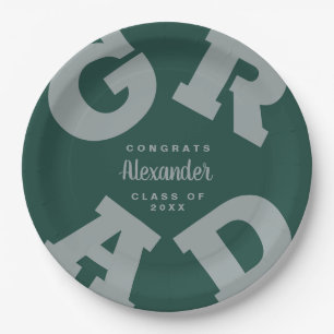 Plato De Papel GRAD en negrita Gris sobre placas verdes oscuras