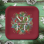 Plato De Papel Greenery Berries NOEL Navidades Red<br><div class="desc">La palabra NOEL y tu nombre entre las hojas de invierno y las bayas rojas,  blancas y doradas en un fondo rojo de arándano profundo (o cualquier color),  estos platos de papel cuadrado son elegantes para cualquier ocasión de Navidad de vacaciones. COINCIDIENDO con los artículos de nuestra tienda.</div>