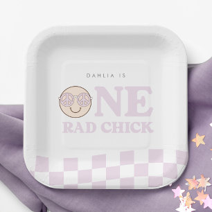 Plato De Papel Groovy Chica Checkered Happy Face   1 cumpleaños