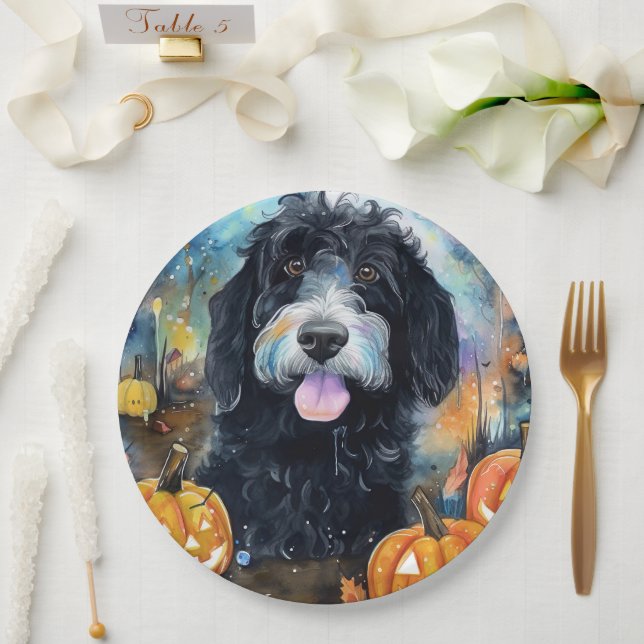 Plato De Papel Halloween Bernedoodle Con Calabazas Asustadas (Boda)