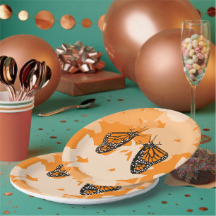 Plato De Papel Hermosas Mariposas Monarca Naranjas Juguetonas