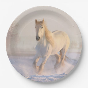 Plato De Papel Hermoso caballo blanco corriendo en la nieve