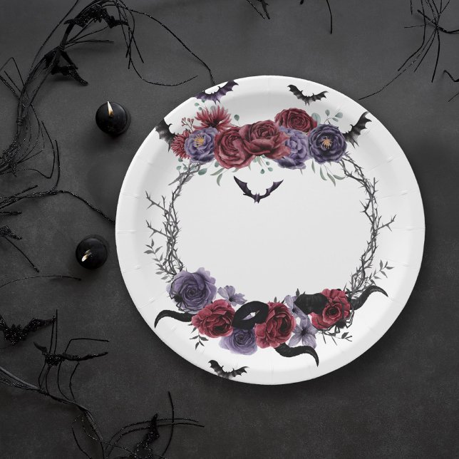 Plato De Papel Hermoso y espeluznante | Rosas góticos oscuros con (Subido por el creador)