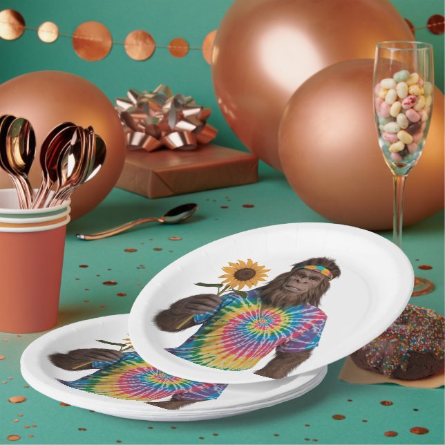 Plato De Papel Hippie Sasquatch en Tiedye con girasol (Multi)