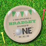 Plato De Papel Hole In One Boys Golf 1er cumpleaños Par-tee<br><div class="desc">Celebre con estilo con estos modernos platos de papel fiesta de 1 cumpleaños. El diseño es fácil de personalizar con tu propia redacción y tu familia y amigos estarán encantados cuando vean estos fabulosos platos fiestas. Se pueden encontrar elementos fiestas coincidentes en la colección.</div>