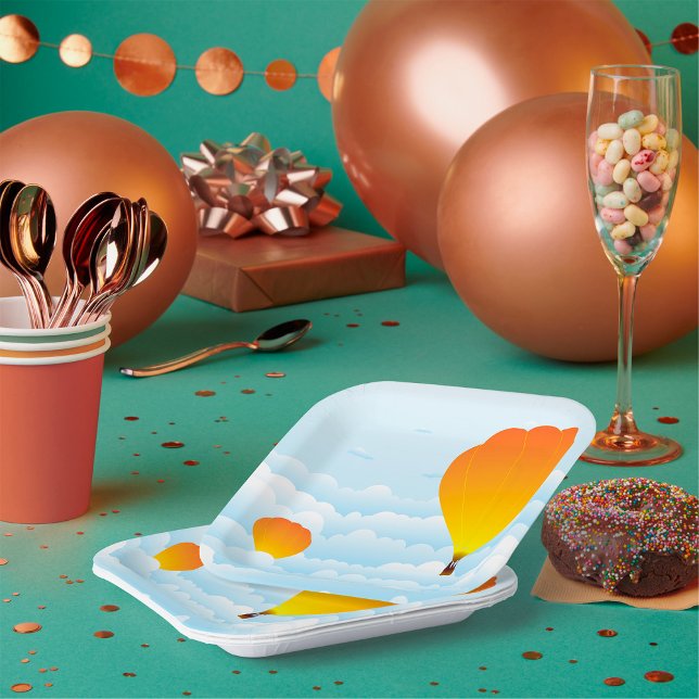 Plato De Papel Hot Air Balloons In Clouds (Subido por el creador)