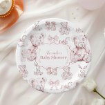 Plato De Papel Juguetes rosados Toile De Jouy Baby Shower<br><div class="desc">Añada un toque de elegancia a su ducha de bebé con nuestras placas de papel Baby Shower Toile De Jouy Bow. Diseñados con el clásico e intrincado toque de Toile De Jouy, estos platos presentan escenas pastorales encantadoras que encarnan la sofisticación y el encanto intemporal. El delicado acento del arco...</div>