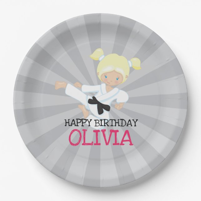 Plato De Papel Karate Chica Pink Martial Arts Cumpleaños (Anverso)
