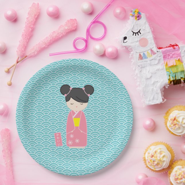 Plato De Papel Kawaii Pink Kokeshi (Fiesta)