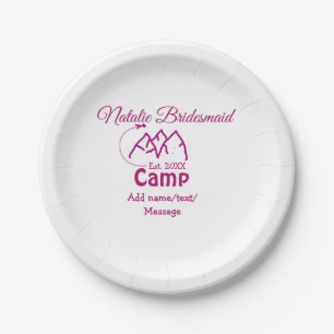 Plato De Papel La dama de honor del campamento rosado añade el no