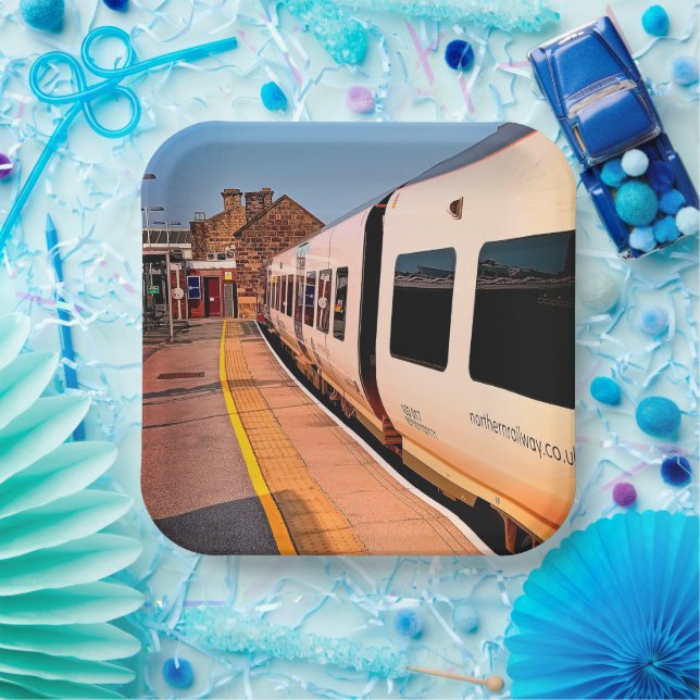 Plato De Papel Lado del tren (Fiesta)