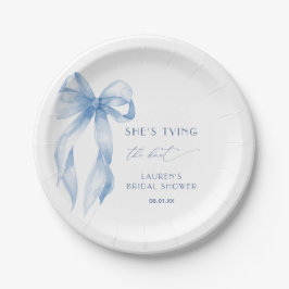 Plato De Papel Lazo azul polvoriento Ella está atando el nudo Des