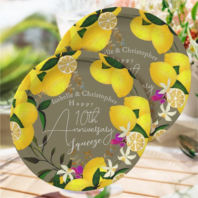 Plato De Papel Lemon Squeeze  (10th Anniversary Wedding 
Party Paper Plate)