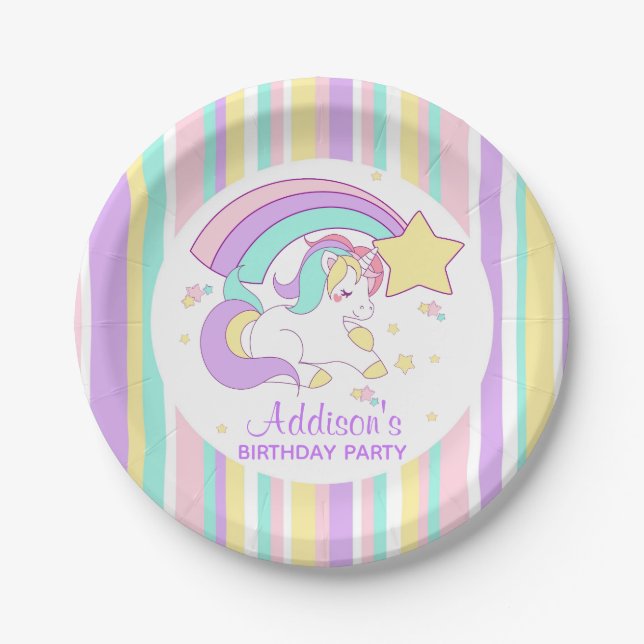 Plato De Papel Lindo cumpleaños personalizado con arcoiris mágico (Anverso)