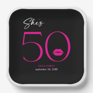 Plato De Papel Lips rosadas minimales modernas ella tiene 50 años