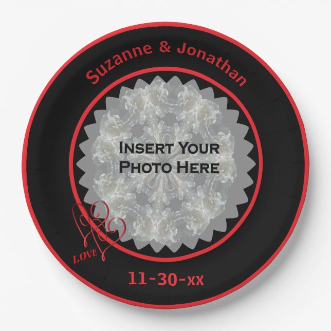 Plato De Papel Love Hearts Black Personalized Boda Photo (Anverso)