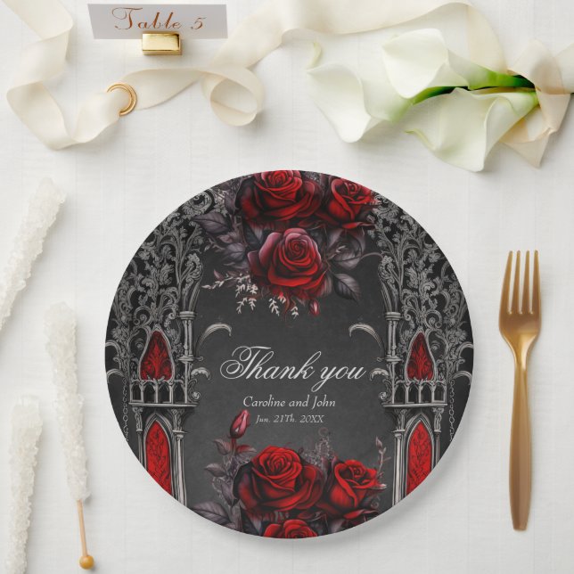 Plato De Papel Maravilloso diseño boda gótico oscuro. (Boda)