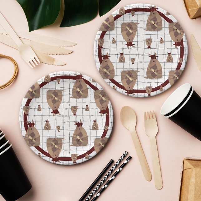 Plato De Papel Maroon Texas Graduate Armadillo (Subido por el creador)
