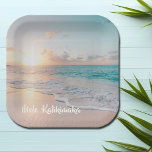 Plato De Papel Mele Kalikimaka Hermoso Fiesta de Navidades de pla<br><div class="desc">Estas placas de papel de los Navidades costeros de bonito presentan espléndido paisaje costero al amanecer con una tipografía encantadora que lee Mele Kalikimaka. Una linda manera hawaiana de decir Feliz Navidad con estilo. Llévame a la playa esta fiesta.</div>