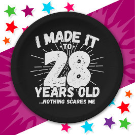 Plato De Papel Meme sarcástico de 28 años gracioso cumpleaños 28
