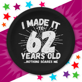 Plato De Papel Meme sarcástico de 62 años Funny cumpleaños número