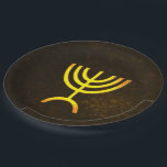 Plato De Papel Menorah Flame<br><div class="desc">Una representación digital dorada y marrón de la menorah judía de siete ramificaciones (hebreo: מְ נ וֹ רָ ‎). La menorah de siete ramas, utilizada en el santuario portátil establecido por Moisés en el desierto y más tarde en el Templo en Jerusalén, ha sido un símbolo del judaísmo desde la...</div>